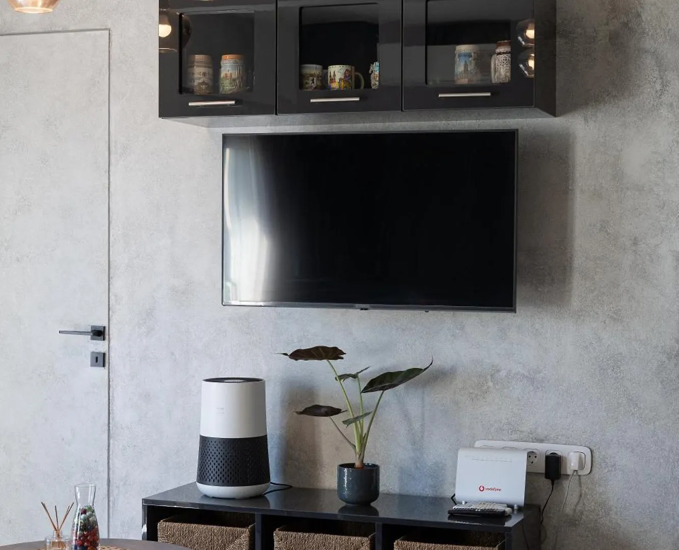 Elegant, Modern & Spacious Apartment In Thessaloniki With Balcony Grecja